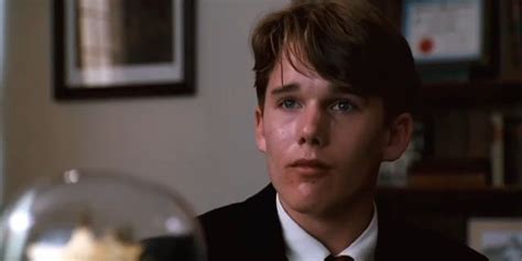 Dead Poets Society! A Coming-of-Age Story with Unforgettable Performances by Robin Williams and Ethan Hawke!