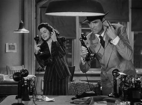  His Girl Friday - Szybkie dialogi i niezrównane poczucie humoru!